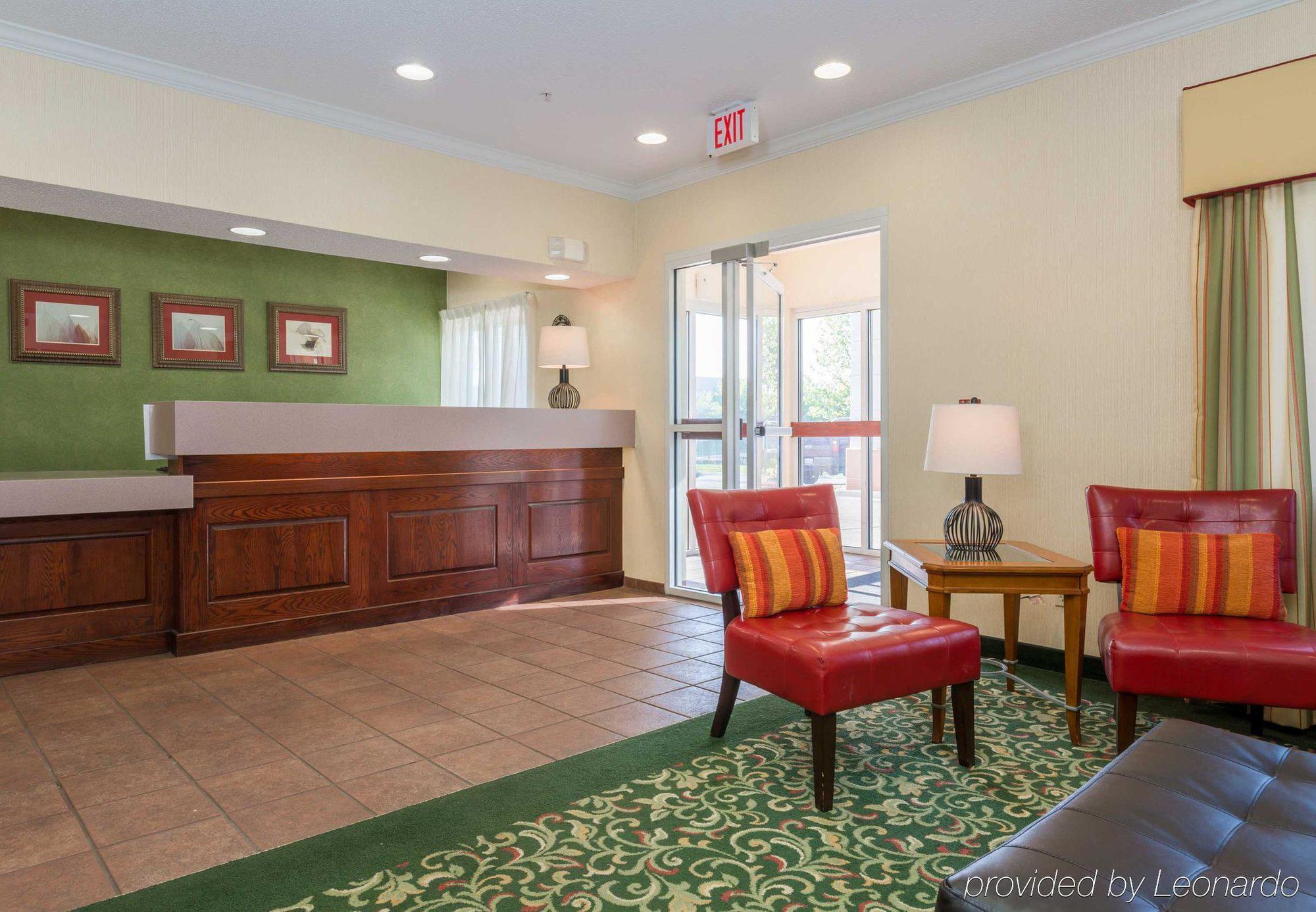 Fairfield Inn & Suites Kansas City Airport Exterior photo